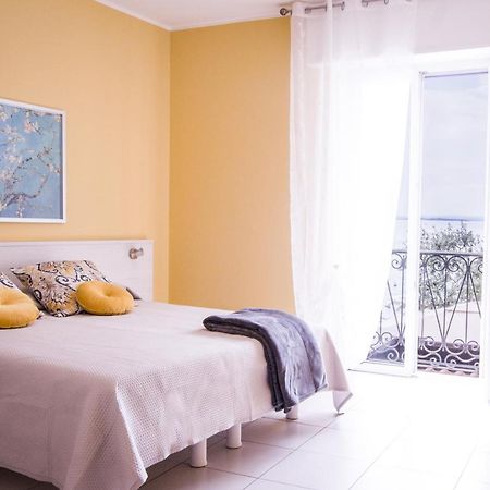 Appartamento Daisy Bardolino Exterior photo